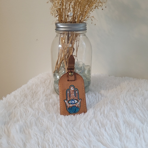 Handpainted Louis Vuitton luggage tag - Picture 4 of 11